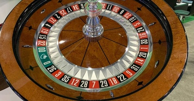 Triple Zero Roulette Wheel
